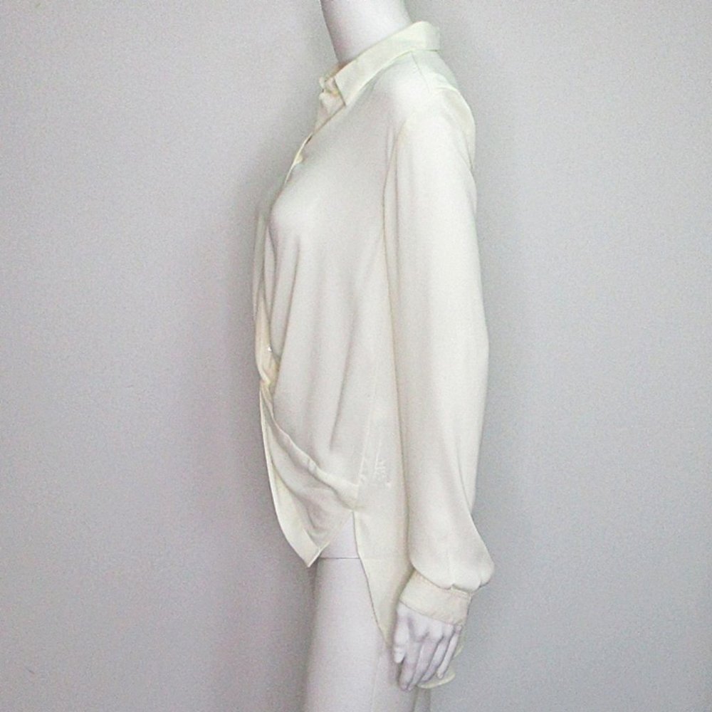 Zara Basic Knotted Twisted Waist Button Front Hi … - image 3